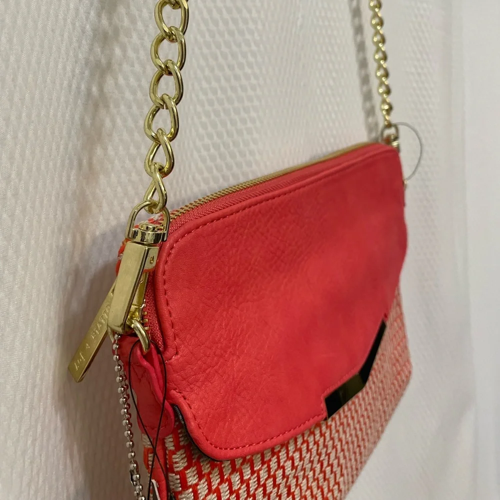 NWT Olivia + Joy Sabrina Envelope Style Gold Chain Satchel Crossbody Purse - Picture 6 of 10